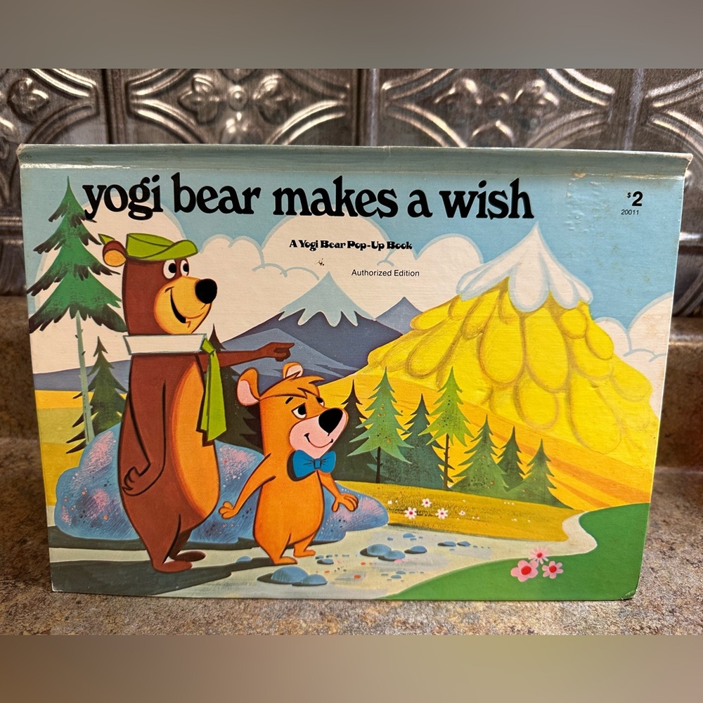 YOGI BEAR MAKES A WISH POP-UP BOOK Hanna Barbera 1974 HC